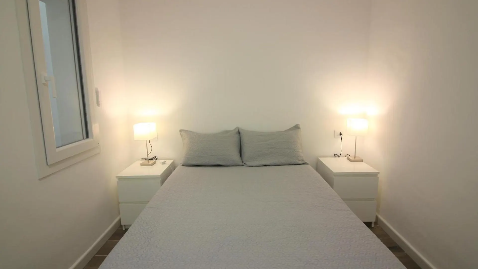 Apartamento Renovado En El Centro De Roses A Solo 150M De La Playa, Ideal Para Parejas - Es-228-110